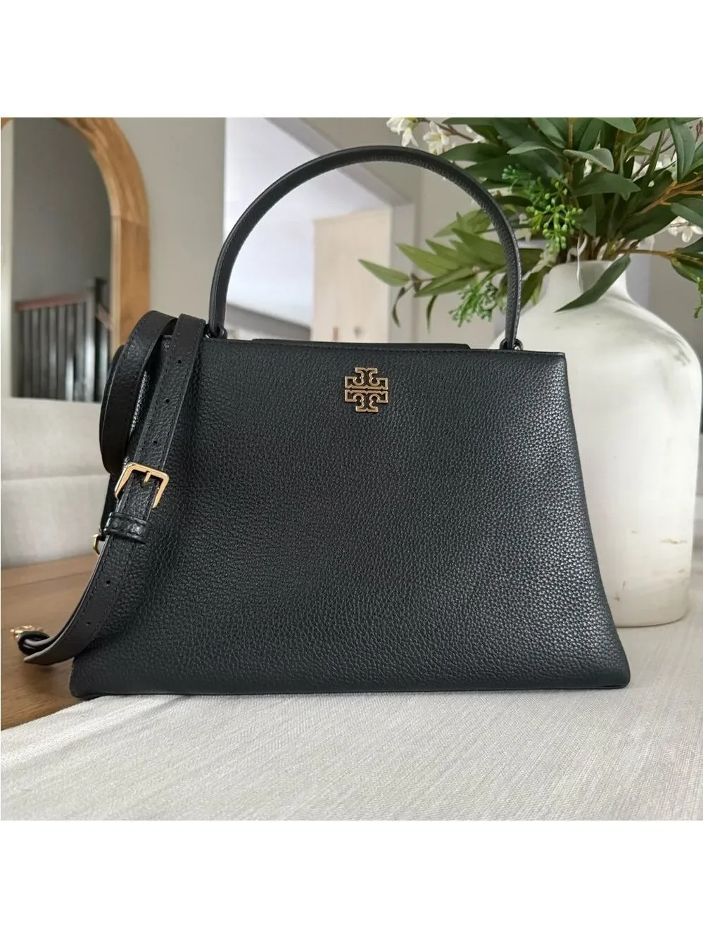 700+! New Tory Burch Britten Black Leather Satchel